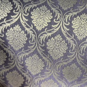 Damasco lavanda imperial con marfil