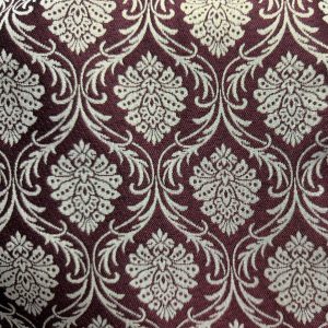 Damasco Clásico Burdeos con Flores Marfil