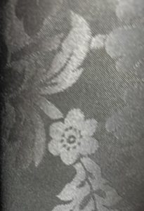 Damasco Clásico Gris Antracita con Flores Plata