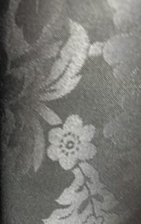 Damasco Clásico Gris Antracita con Flores Plata