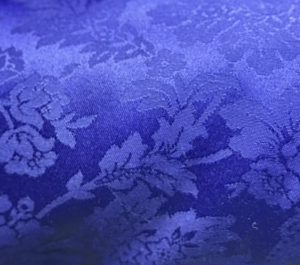 Damasco azul real tono sobre tono