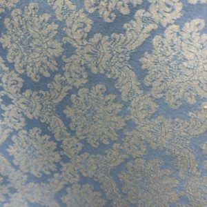 Damasco Clásico Azul Cielo con Flores Beige