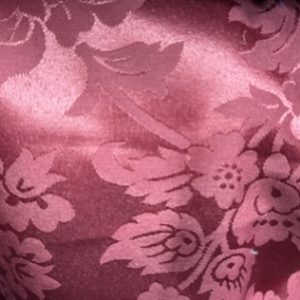 Damasco Clásico Granate