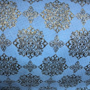 Damasco Geométrico Azul con Oro Envejecido