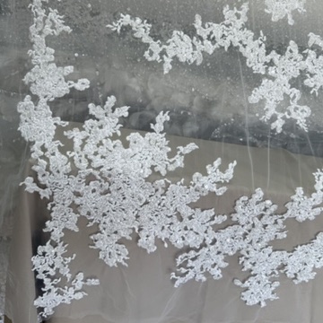 Tul con piedra y lentejuela. - Imagen 3