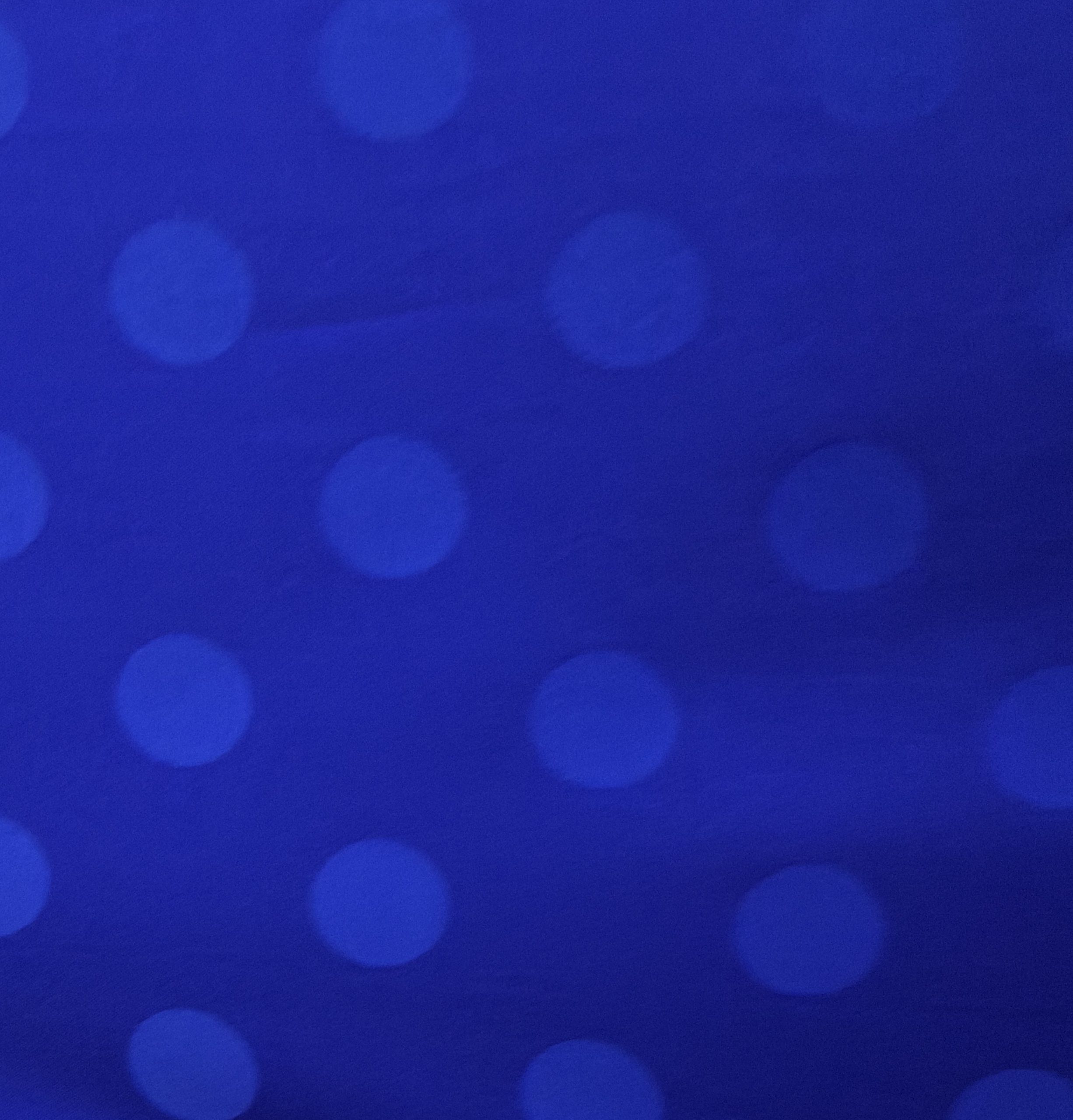 Tela de Flamenca Azul Klein con Lunares Azul Claro