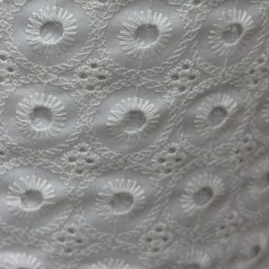 Bordado Suizo Flamenca Blanco Tradicional